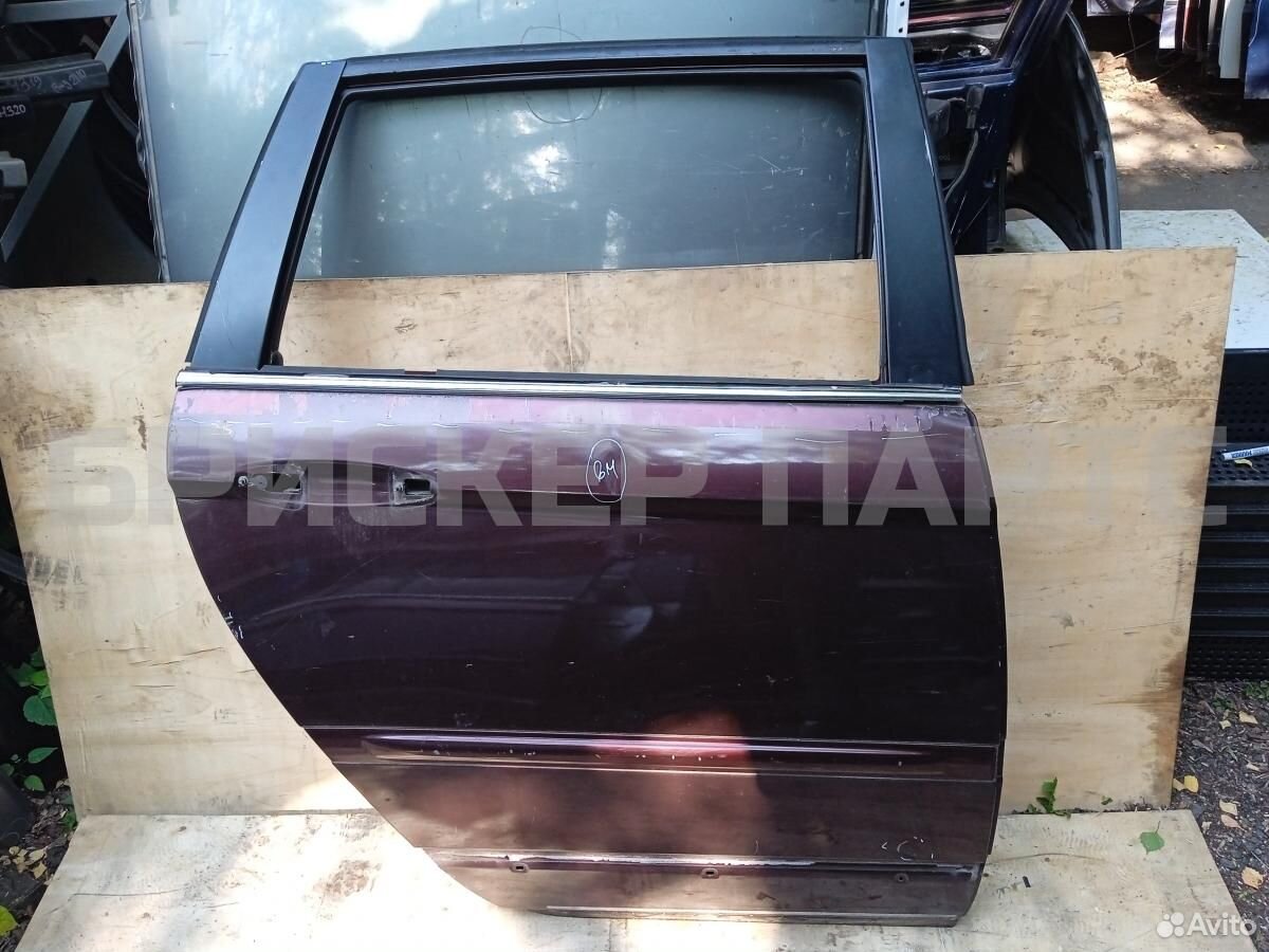 Дверь задняя правая для Крайслер Пацифика 1 поколение CS