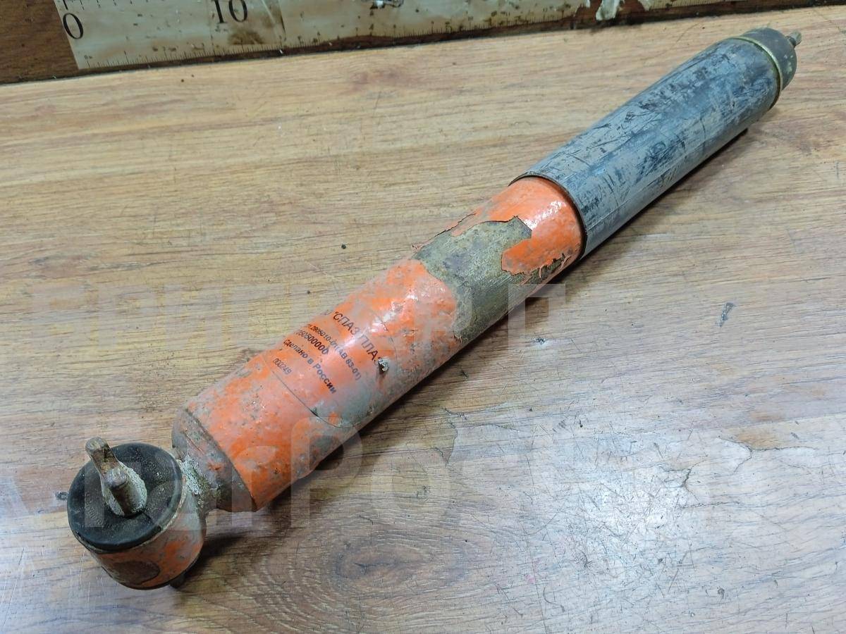 Амортизатор передний левый (стойка) на ГАЗ Соболь 2752