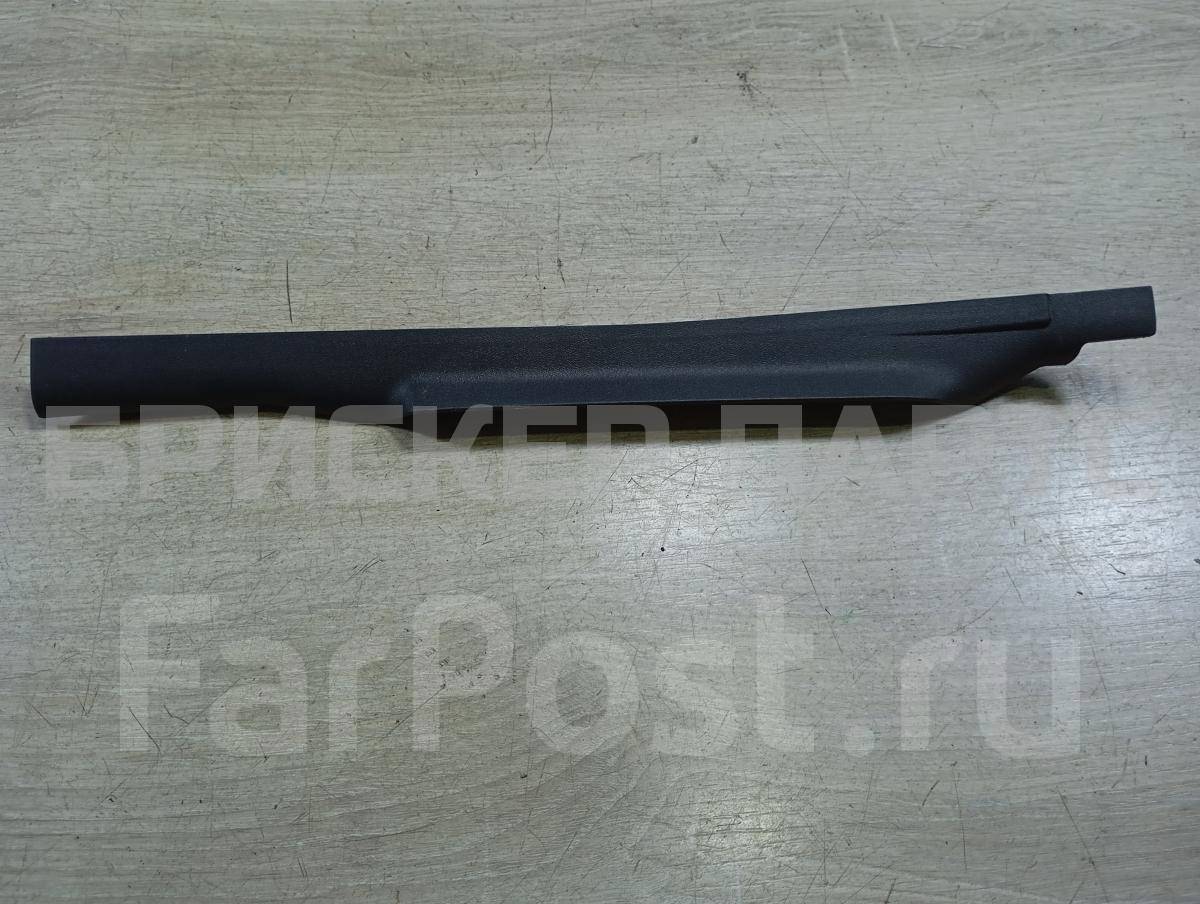 Накладка стойки (облицовка) лобового стекла левая на Ленд Ровер Дискавери 3 поколение EMB500231 Накладка стойки (облицовка) лобового стекла левая на Ленд Ровер Дискавери 3 поколение EMB500231