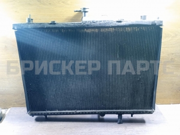 Радиатор основной на Рено Колеос 1 поколение Y 21400JZ80A