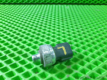 Датчик давления хладагента кондиционера (Фреона) для Киа Мохав 1 поколение (HM)