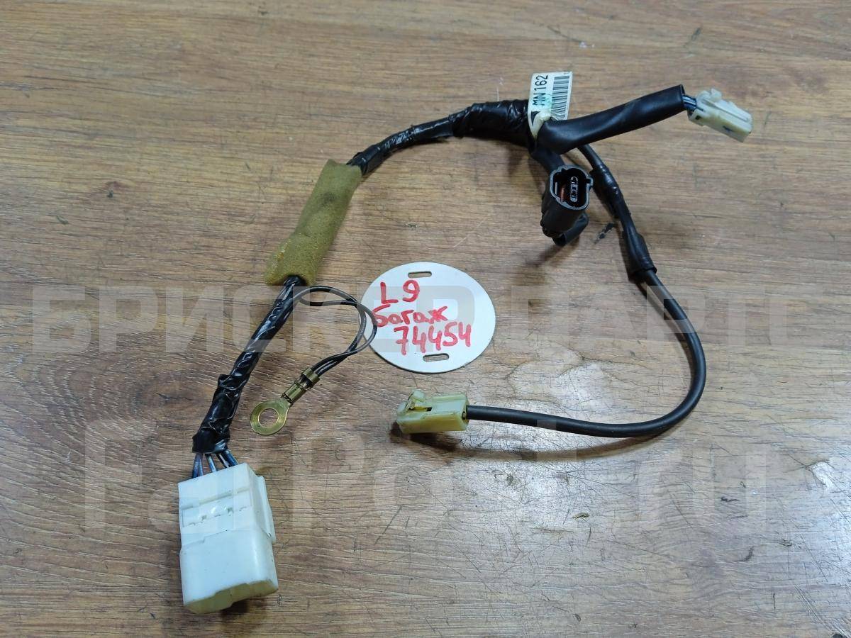 Проводка (коса) двери багажника на Митсубиси Лансер 9 поколение (CS) MN162200