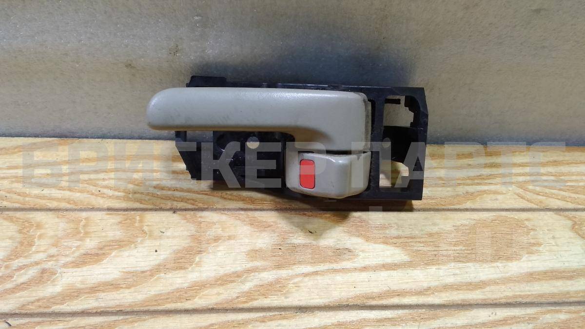 Ручка открывания водительской двери (передней левой) внутренняя на Тойота Рав4 2 поколение 6920630150E2
