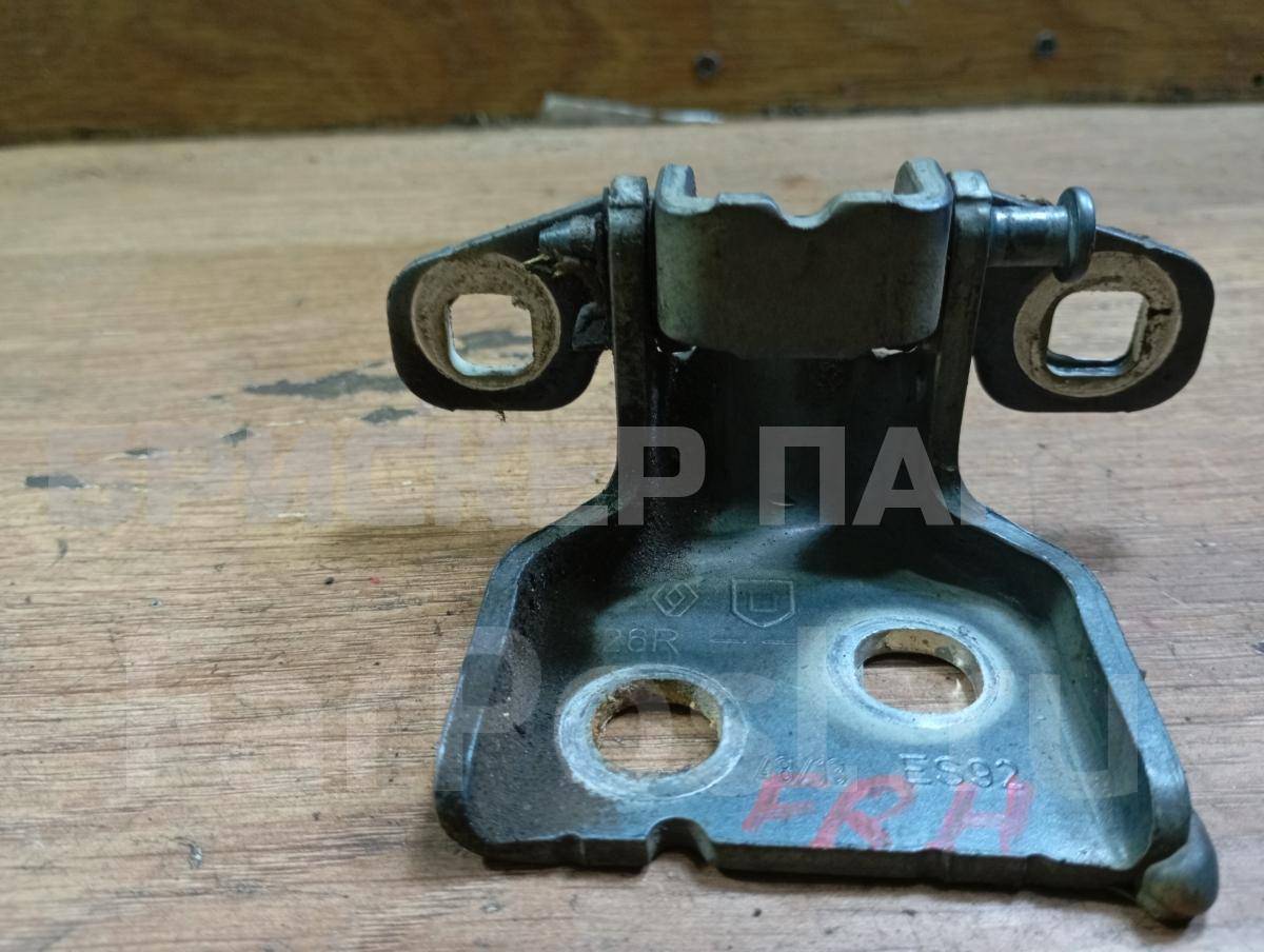 Петля двери передней правой нижняя для Рено Доккер 804209726R
