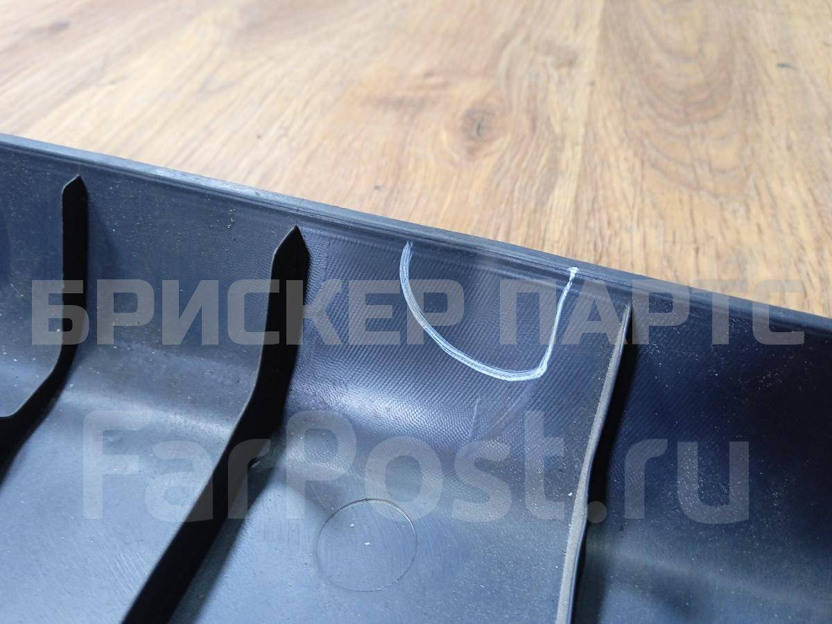 Облицовка стойки центральной левой на Митсубиси Кольт 6 поколение Z30 MR951607ZZ