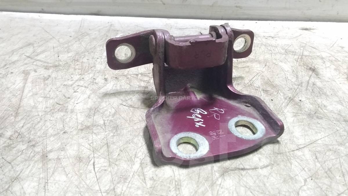 Петля двери задней правой верхняя на Дэу Матиз M100, M150
