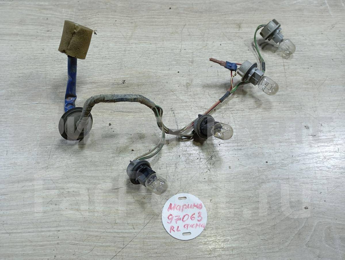Проводка, коса, жгут заднего левого фонаря для Тойота Церес 815551A770