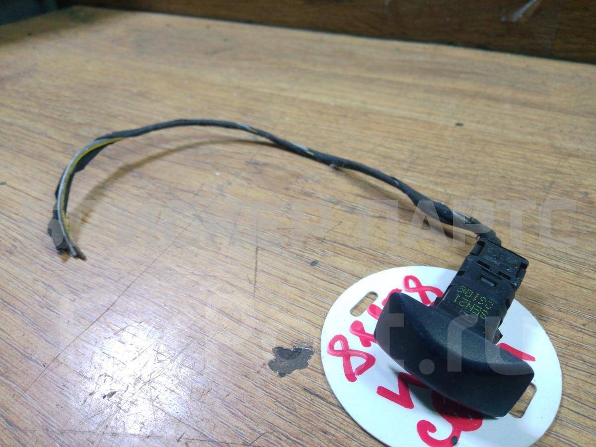 Датчик света на Мерседес-Бенц E-класс В124/С124/Ц124/A124 2108300272