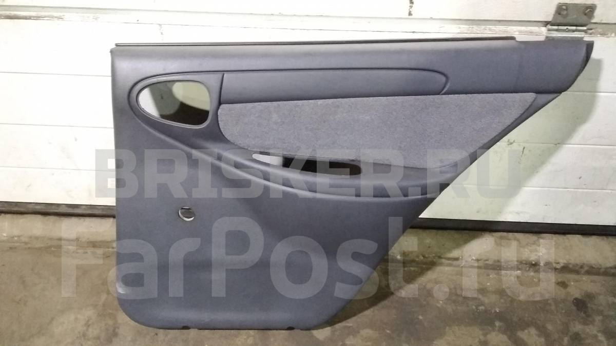 Обшивка двери (обивка) задней правой на Шевроле Ланос 96275567
