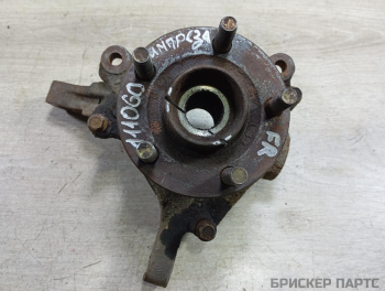 Кулак поворотный передний правый для Субару Импреза 2 поколение (GD/GG, G11)