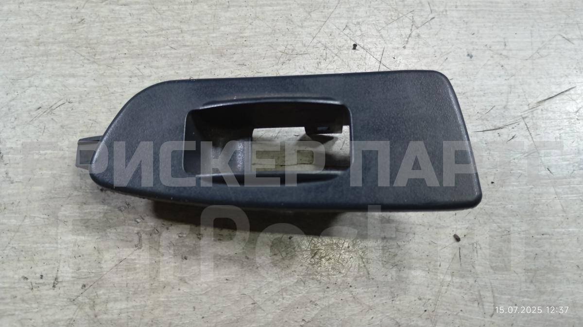 Накладка блока управления стеклоподъемниками правой задней двери для Субару Импреза 2 поколение (GD/GG, G11) 94266FE050