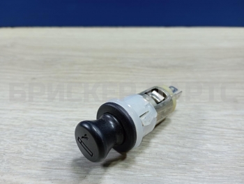 Прикуриватель на Киа Сид 2 поколение JD 951104X000