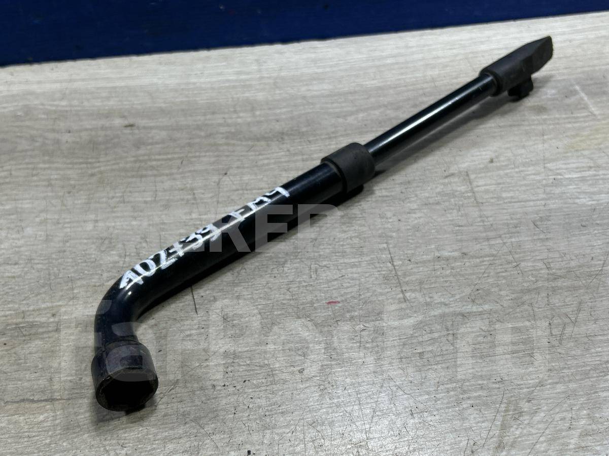 Ключ балонный на Форд Мондео 4 поколение 7G9217035AA