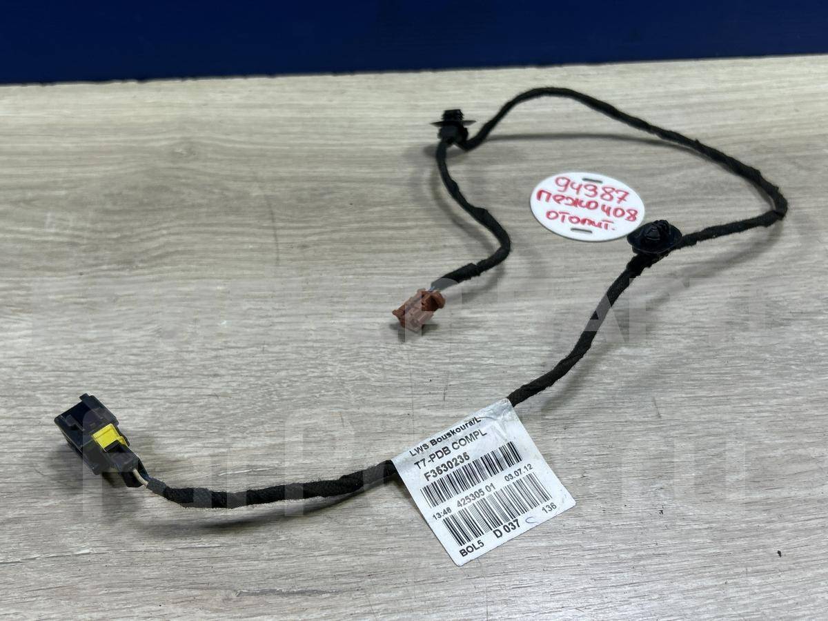 Проводка (коса) отопителя на Пежо 408 I F3530235