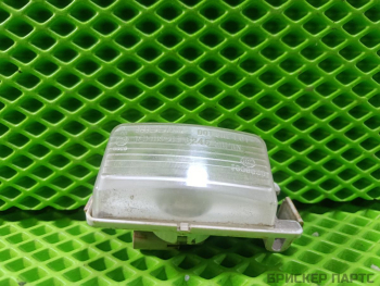 Плафон подсветки заднего номера (фонарь освещения номерного знака) для Ниссан Лиф 1 поколение (ZE0, AZE0)