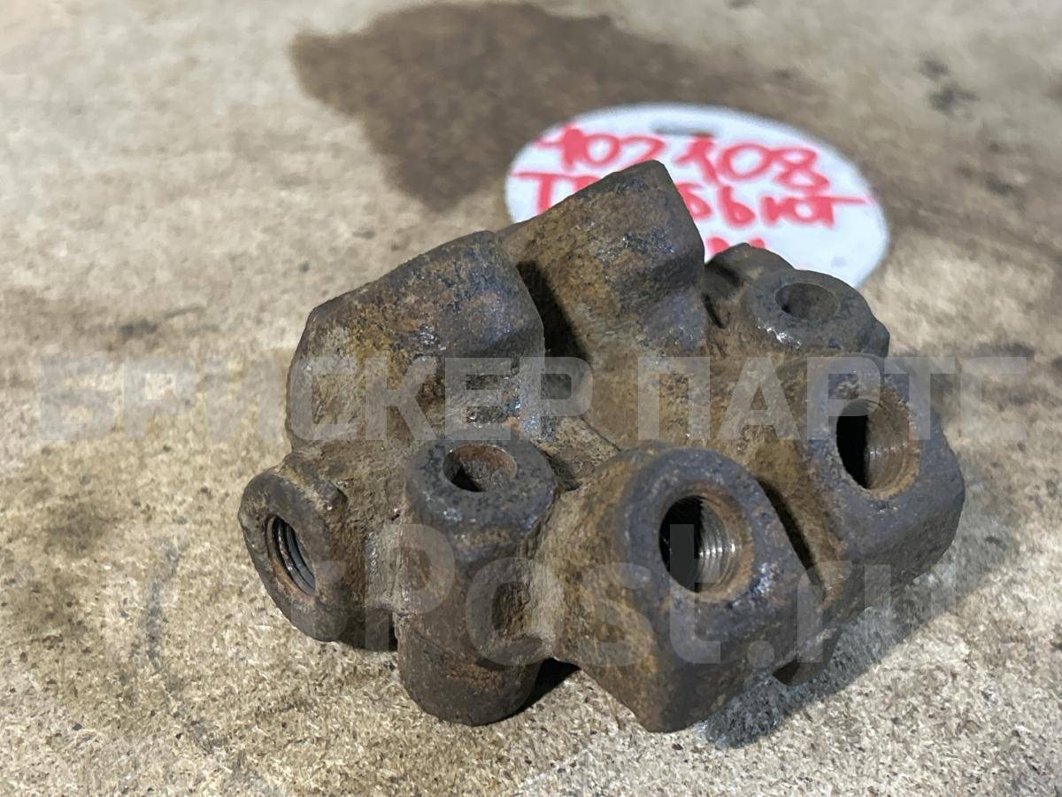 Распределитель тормозных сил для Мазда Трибьют 1 серия EP EC2543900B Распределитель тормозных сил для Мазда Трибьют 1 серия EP EC2543900B