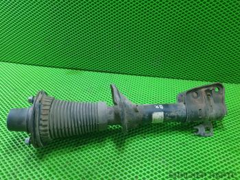 Амортизатор задний правый (стойка) для Ленд Ровер Фрилендер I поколение рестайлинг