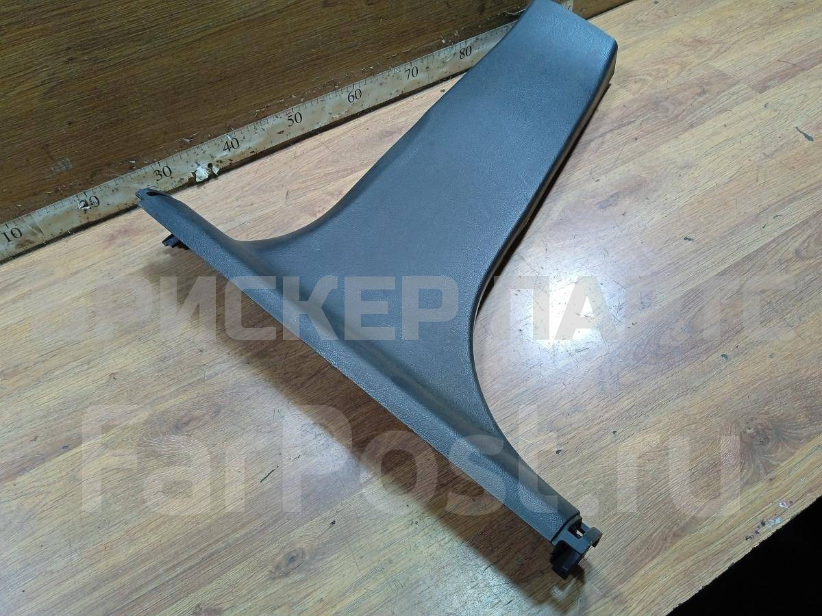 Облицовка стойки (накладка) центральной, средней левой на Шевроле Круз 1 поколение (J300) 95954647