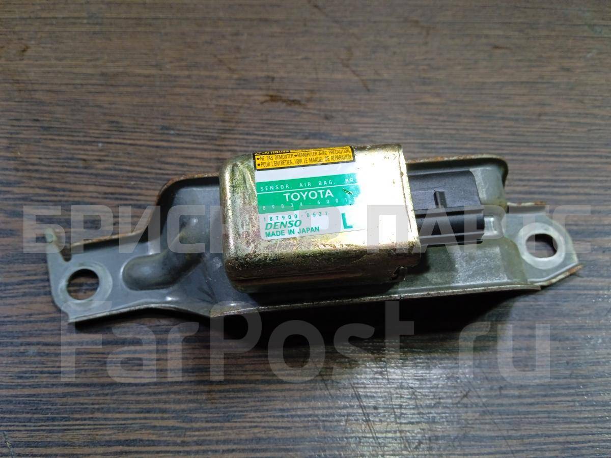 Датчик удара на Тойота Лэнд Крузер 100 8983460010