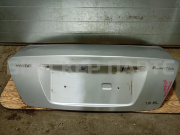 Крышка багажника на Хендай Элантра III поколение XD, XD2 рестайлинг 692002D590