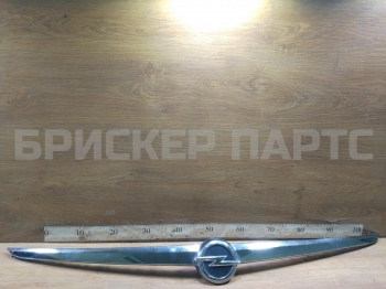 Накладка двери (крышки) багажника на Опель Инсигниа 1 поколение 13244388