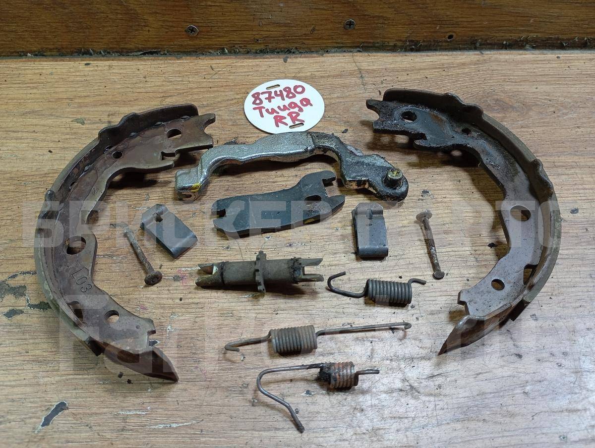 Механизм стояночного тормоза на Ниссан Тиида 1 поколение C11 44060CY025