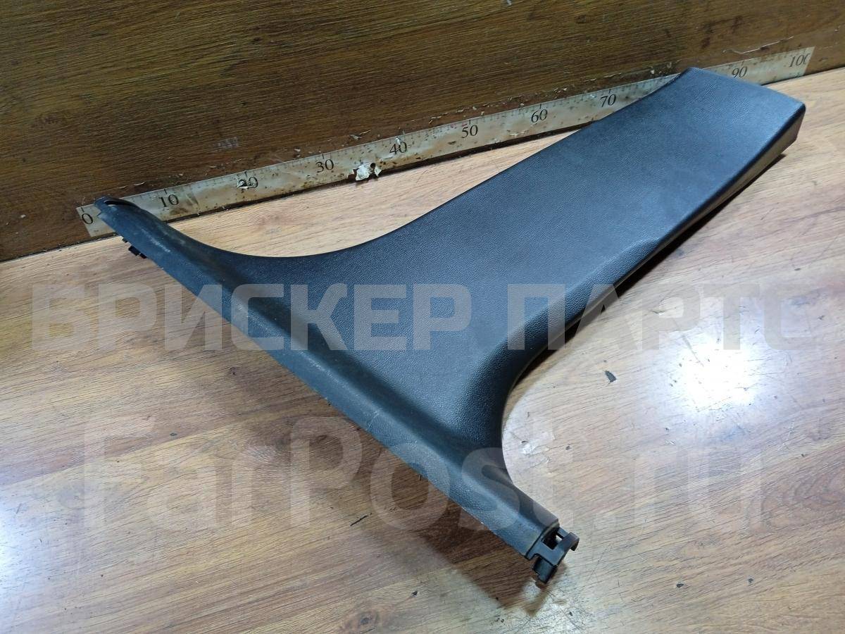 Облицовка стойки (накладка) центральной, средней правой на Шевроле Круз 1 поколение (J300) 95954651