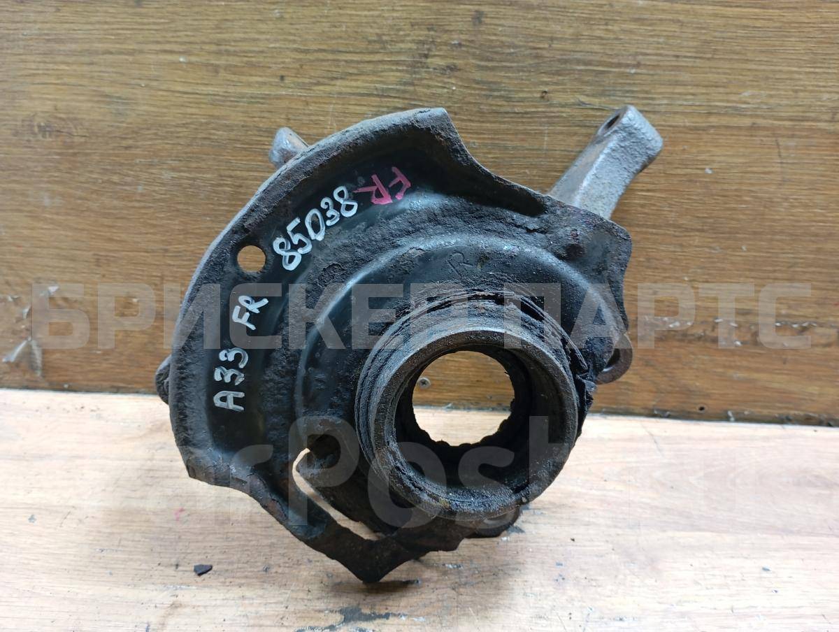 Кулак поворотный передний правый на Ниссан Максима 5 поколение A33 400142Y000