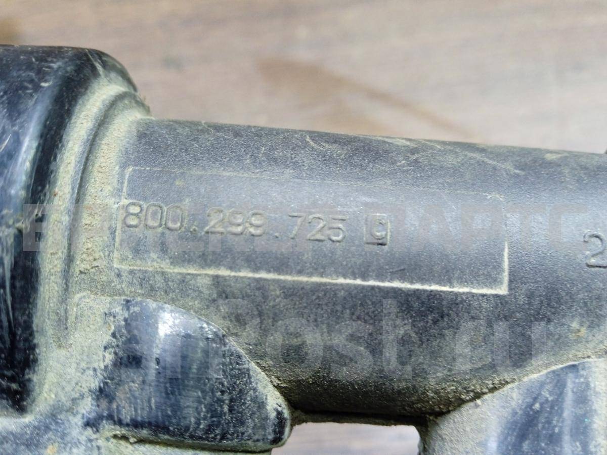 Трубка охлаждения на Рено Клио / Симбол 2 поколение 800269725