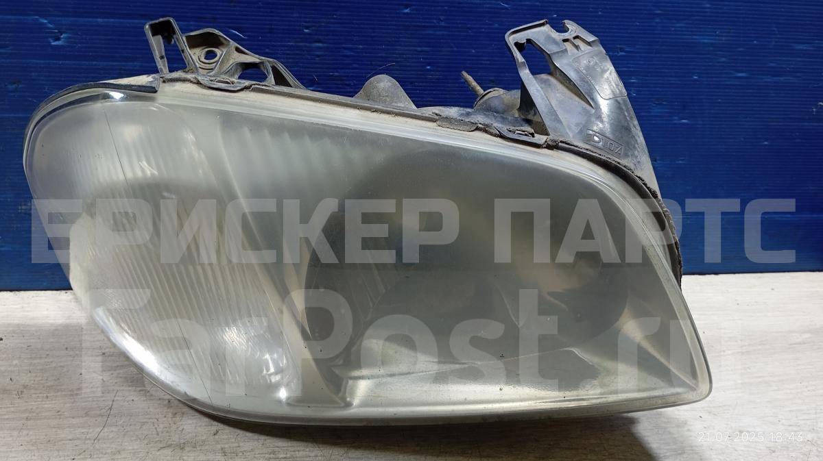 Фара передняя правая для Мазда Трибьют 1 серия EP