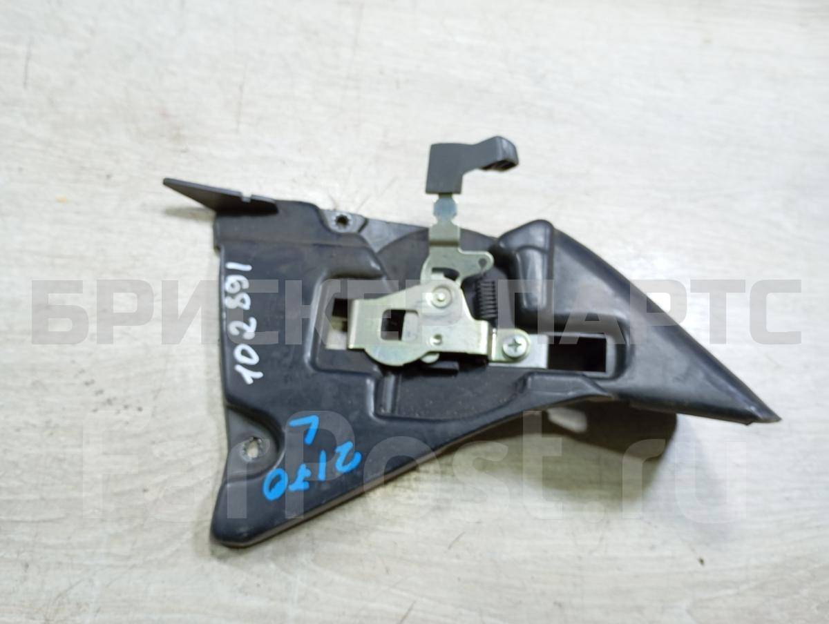 Замок спинки сиденья на ВАЗ Лада Приора 2170, 2171, 2172 21106820127