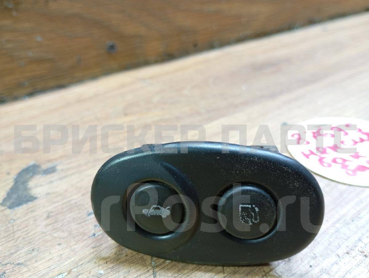 Кнопка открывания багажника на Дэу Нексия 1 поколение N150 рестайлинг 96176547