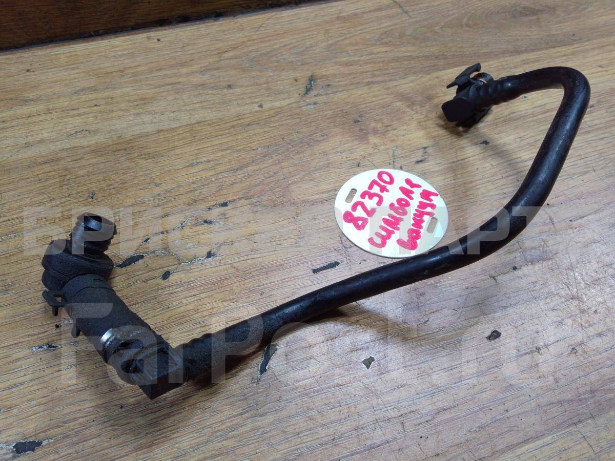 Трубка вакуумная для Рено Симбол 1 поколение 7700273821