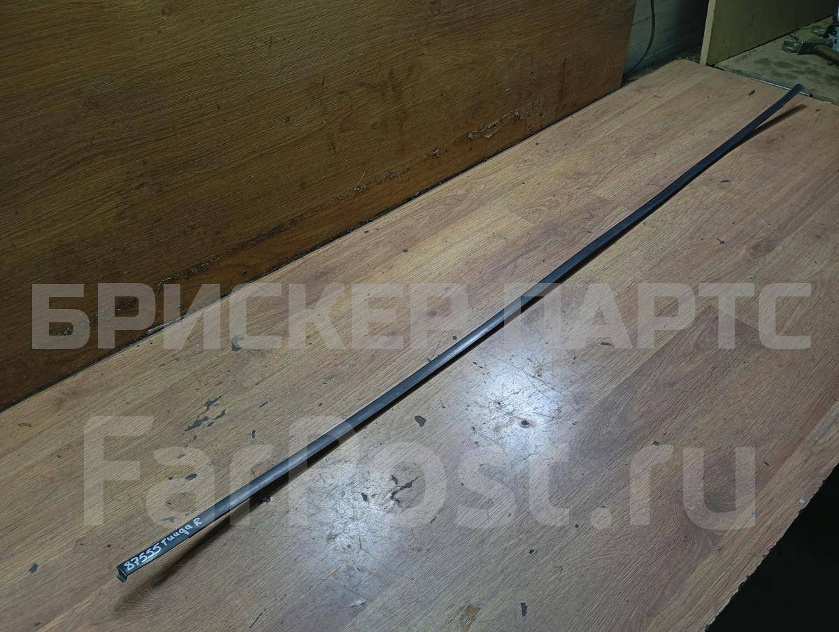 Молдинг крыши правый на Ниссан Тиида I (C11) 73852ED400