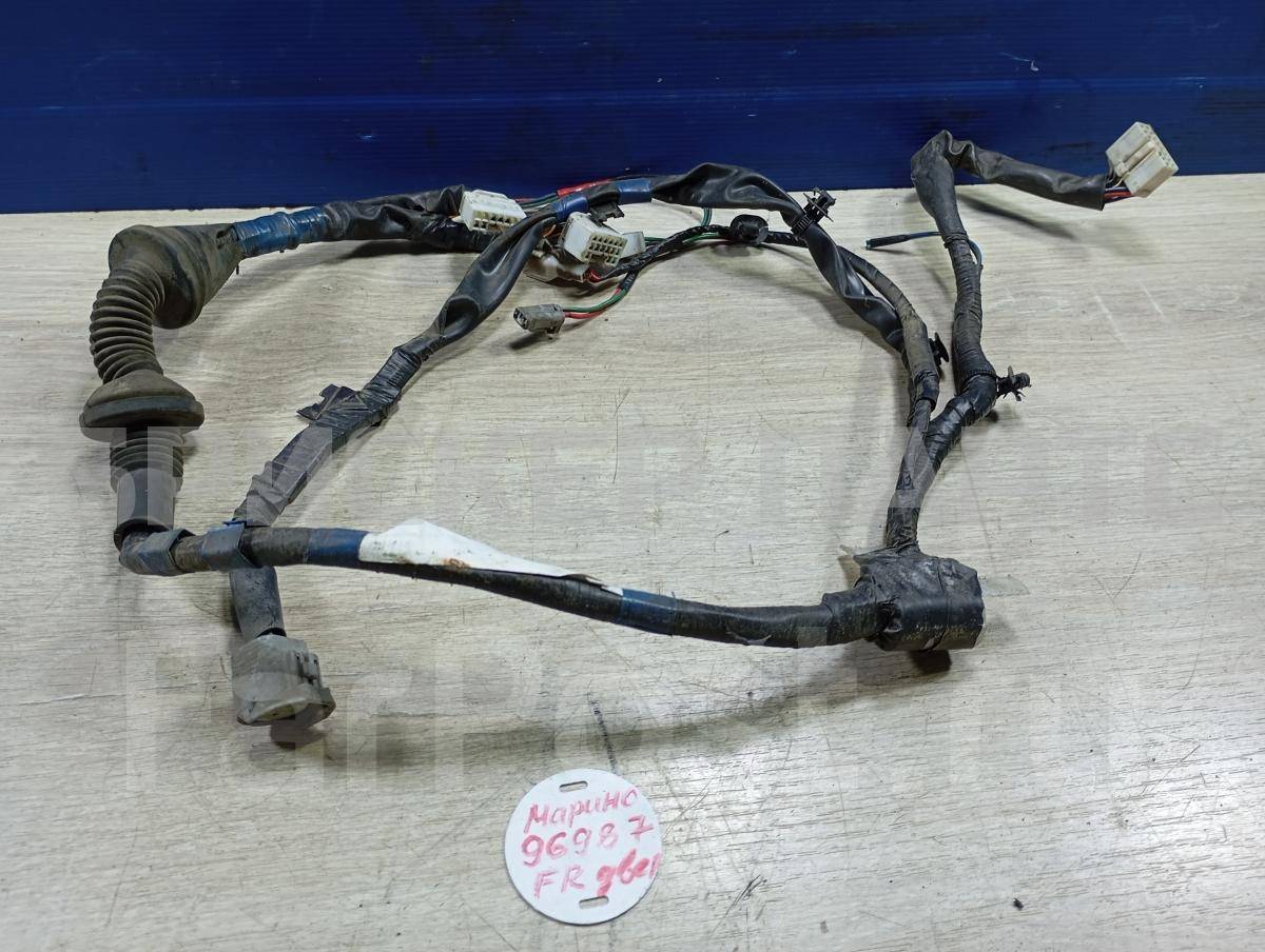 Проводка (коса, жгут) передней правой, пассажирской двери для Тойота Церес 821511A180