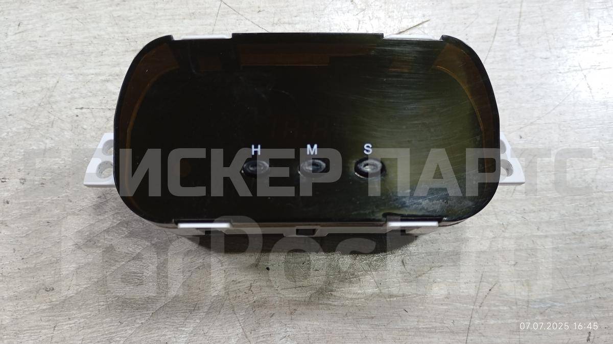 Часы на Шевроле Авео 1 поколение T250 96945866