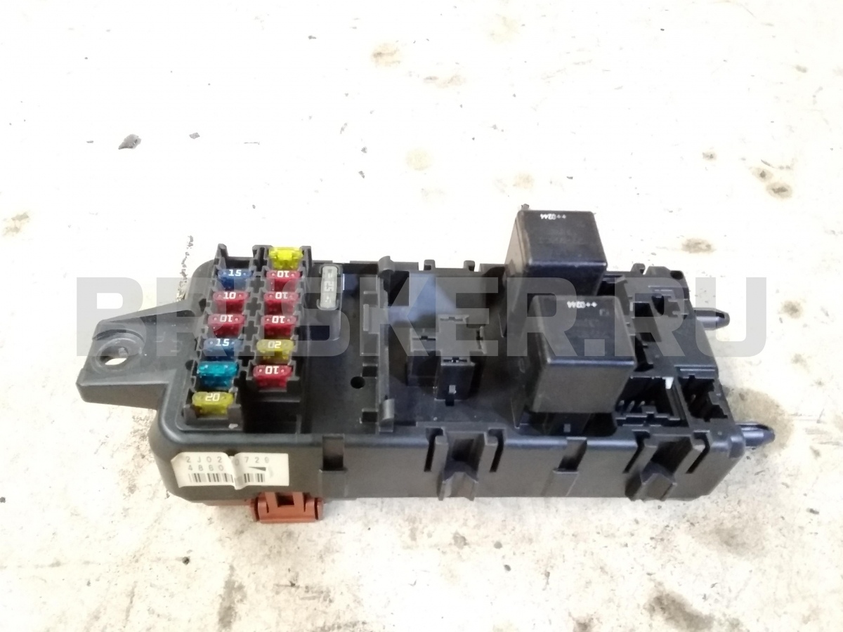 Блок предохранителей (монтажный) для Митсубиси Каризма I поколение рестайлинг