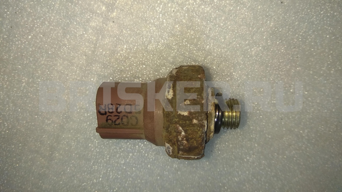 Датчик давления хладагента кондиционера (Фреона) для Митсубиси Каризма I поколение рестайлинг