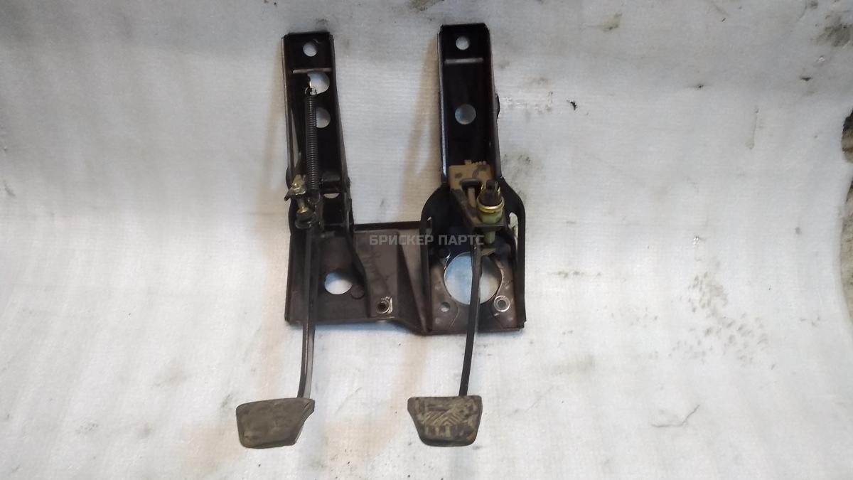 Блок педалей для Шевроле Нива 2123