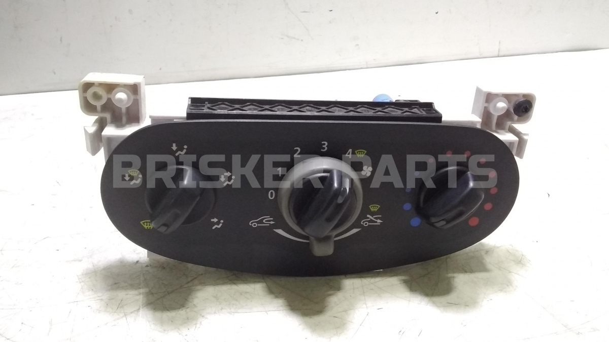 Блок управления отопителем, печкой. для Рено Сандеро 1 поколение