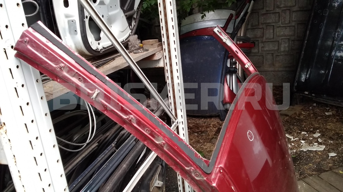 Петля двери задней правой верхняя для ГAS 31105 Волга 