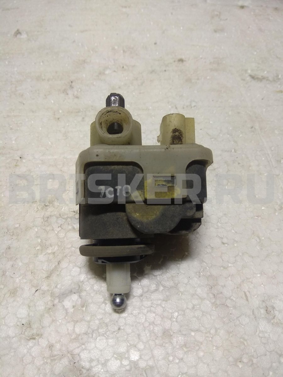 Кронштейн крепления генератора для Митсубиси Каризма I поколение рестайлинг