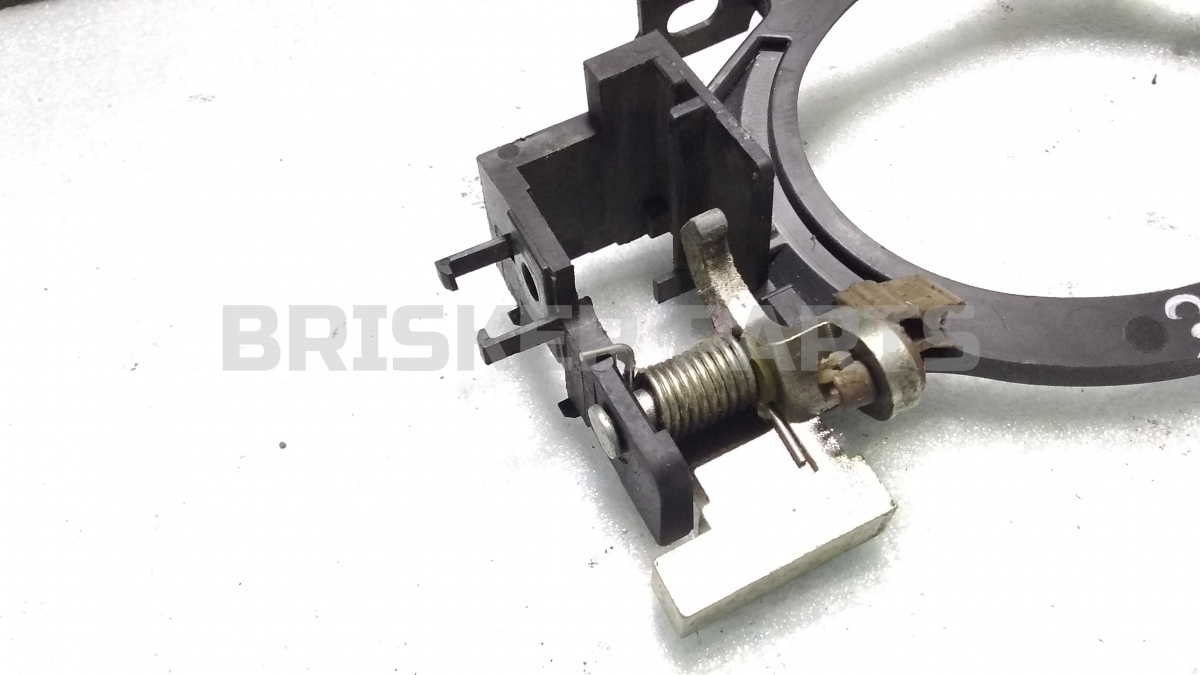 Замок двери задней левой для Фольксваген Пассат Б5+ (плюс)