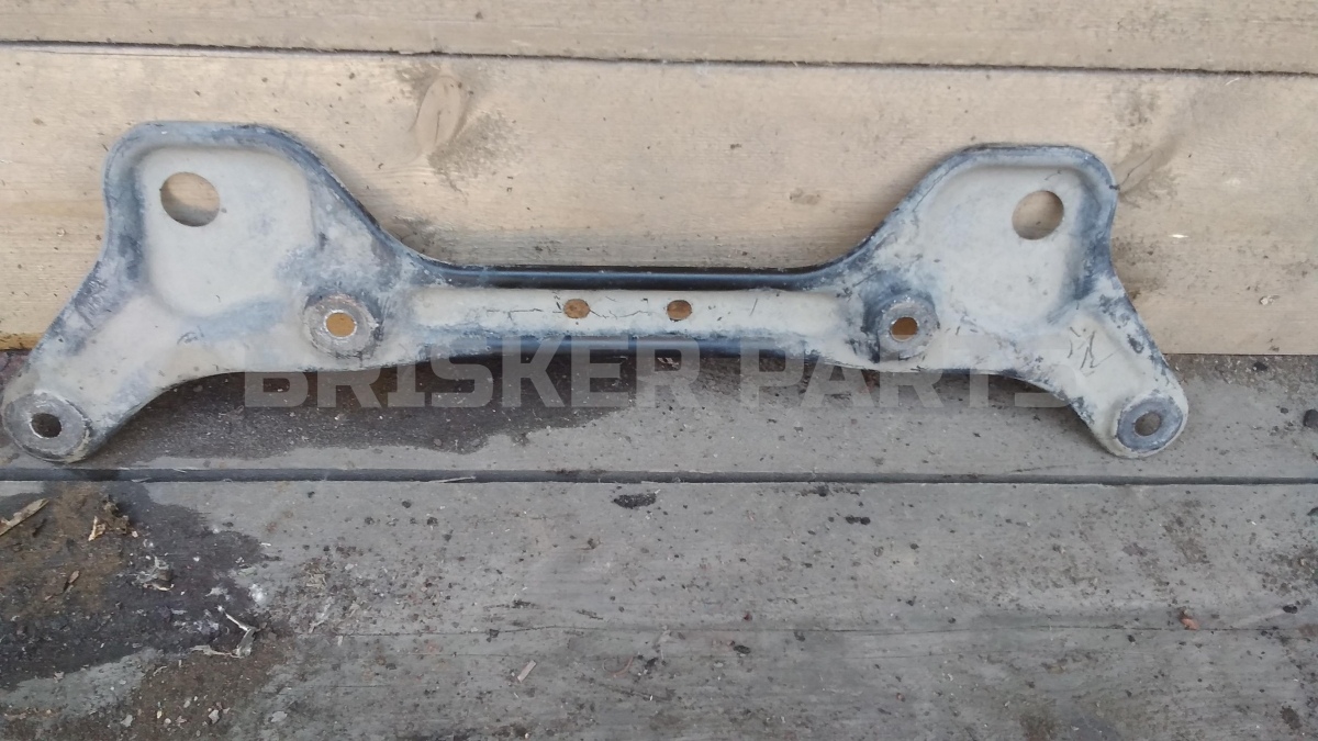 Кронштейн для Mercedes (Мерседес) Ц-класс W204