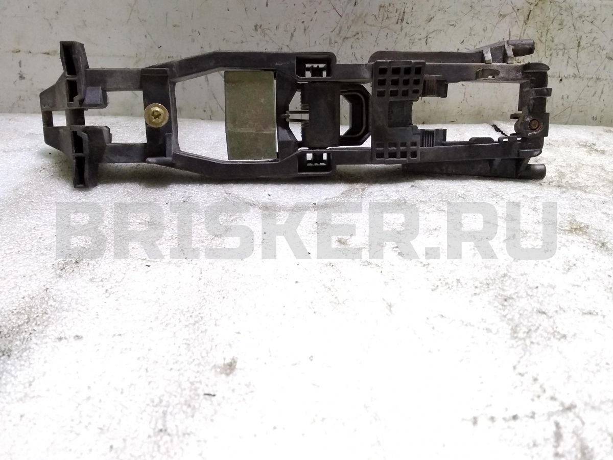 Петля багажника левая для БМВ 5 серия E34