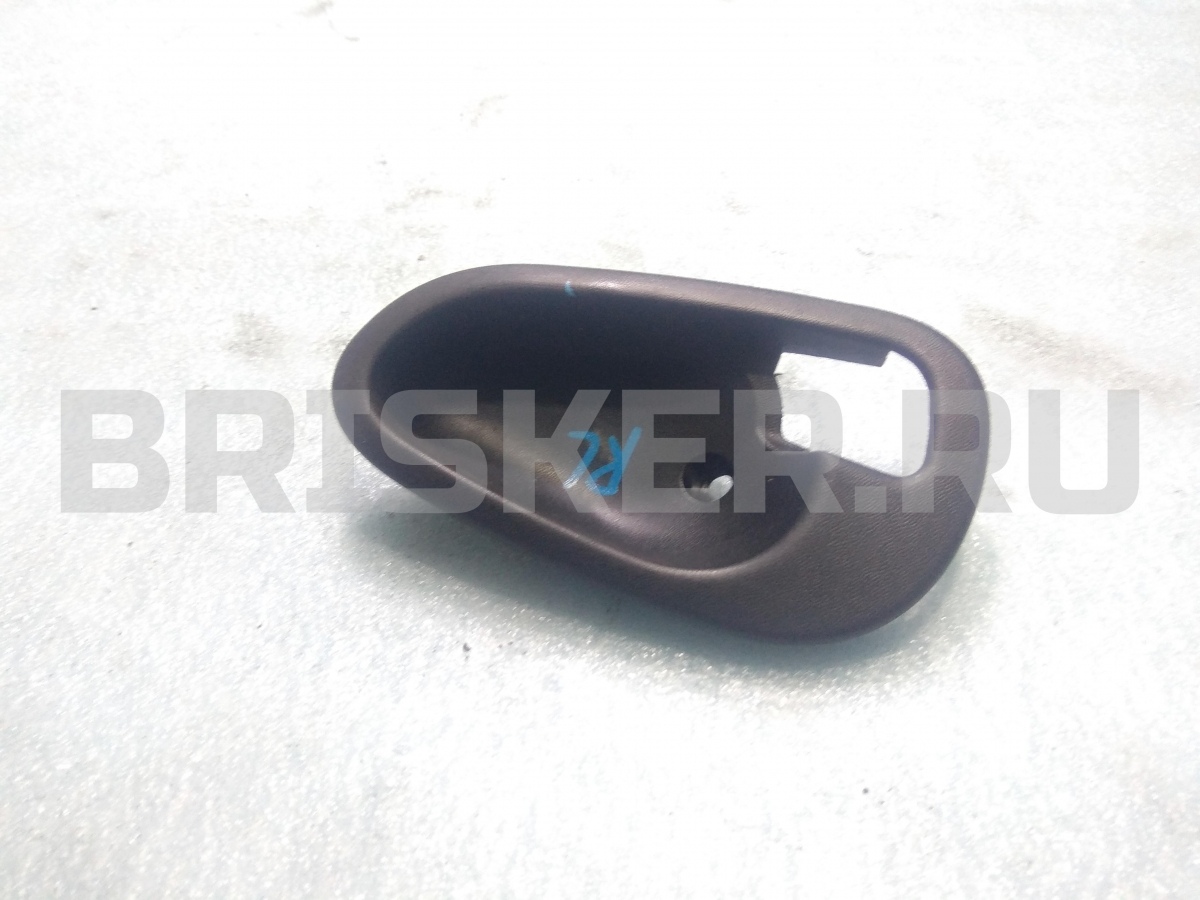 Накладка ручки (облицовка) двери задней левой для Митсубиси Каризма I поколение рестайлинг