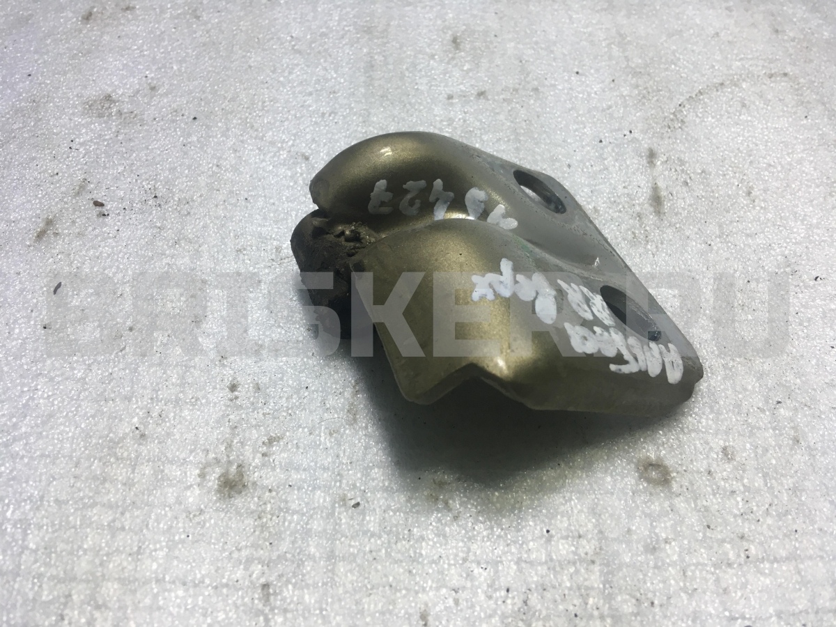 Кронштейн крепления опоры подушки двигателя. ДВС задний для Сузуки Альто 7 (HA25)