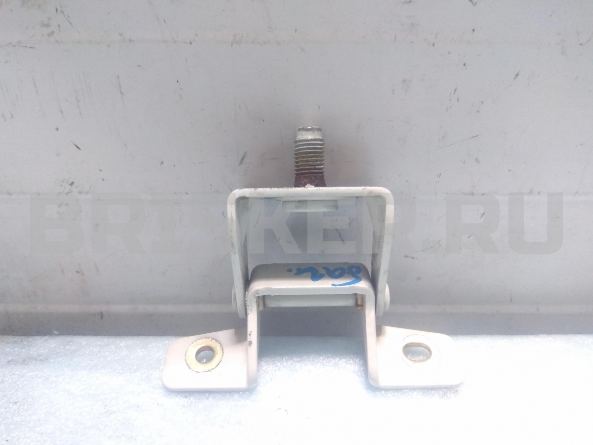 Петля багажника левая на Хендай Гетц