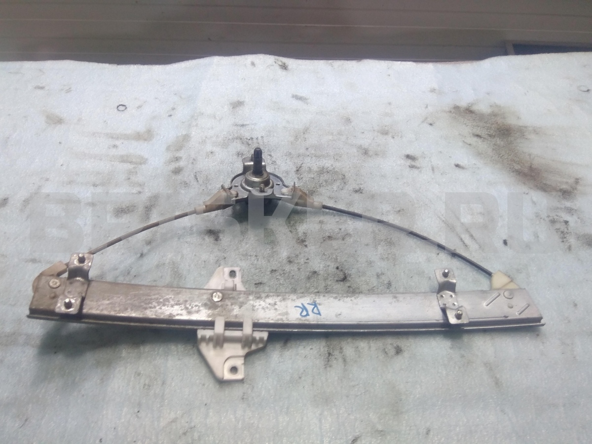 Стеклоподъемник механический (ручной) правый задний для ЗАЗ Шанс/Сенс T100, T150