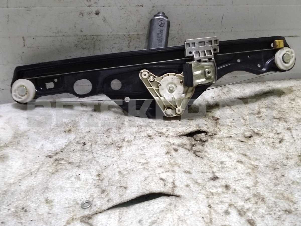 Крышка зеркала внутрення правая (уголок) для Шевроле Ланос